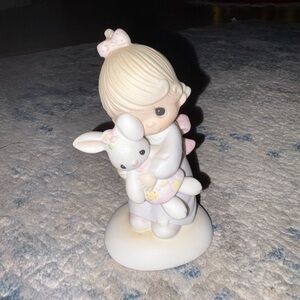 Enesco Jonathan & David Figurine - Jesus Loves Me